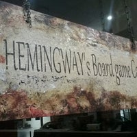 รูปภาพถ่ายที่ Hemingway&amp;#39;s Board Game Cafe โดย Ivelina D. เมื่อ 11/13/2016
