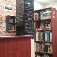 Photo prise au Hemingway&amp;#39;s Board Game Cafe par Ivelina D. le11/13/2016