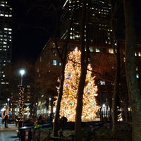 Photo taken at Brooklyn Commons at MetroTech Center by Ken P. on 12/2/2022