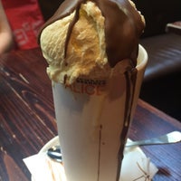 Photo taken at Max Brenner Chocolate Bar by Milton R. on 10/24/2015