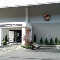 Photo taken at UPS Customer Center by Andrey on 9/27/2014
