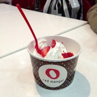 Photo taken at Red Mango by Fickto R. on 10/10/2012