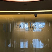 Photo taken at Horizon Lounge by Gordon P. on 8/8/2017