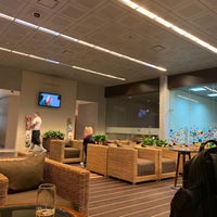 Photo taken at British Airways Navigator Club Lounge by Gordon P. on 4/2/2019