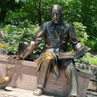Photo taken at Hans Christian Andersen Statue by Gordon P. on 6/26/2022