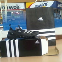 Adidas - Mall aventura plaza - Trujillo - mansiche