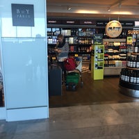 Photo taken at BuY Paris Duty Free by The Hair Product influencer on 9/24/2016