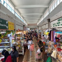 Photo taken at Yishun Wet Market by Cheen T. on 7/31/2021