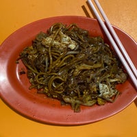 Photo taken at Blk 409 AMK Market &amp;amp; Food Centre by Cheen T. on 5/4/2022