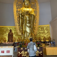 Photo taken at Singapore Buddhist Lodge by Cheen T. on 6/9/2022