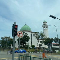 Photo taken at Alkaff Kampong Melayu Mosque by Cheen T. on 3/3/2021