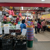 Photo taken at Wet Market by Cheen T. on 12/3/2018