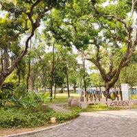 Photo taken at Hwi Yoh Green by Cheen T. on 2/9/2020