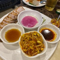 Photo taken at BigMama Korean Restaurant by Cheen T. on 4/7/2022