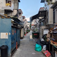 Photo taken at Tiong Bahru by Cheen T. on 5/3/2019