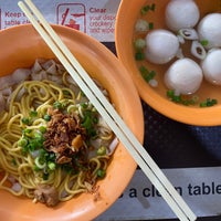 Photo taken at 新路 Fishball Noodle by Cheen T. on 10/11/2022