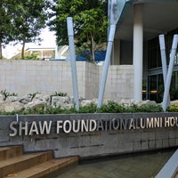 Photo taken at Shaw Foundation Alumni House by Cheen T. on 1/10/2019