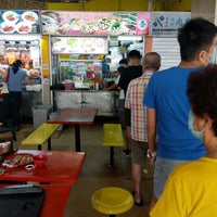 Photo taken at Soon Lee Fishball Noodle by Cheen T. on 11/8/2020