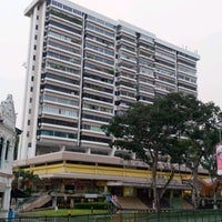 Photo taken at Balestier Plaza by Cheen T. on 9/18/2020