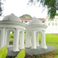 Photo taken at Fort Canning Centre by Cheen T. on 9/6/2020