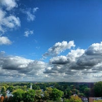 Foto tomada en Courtyard Silver Spring Downtown  por Andi E. el 10/10/2012