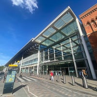 Photo taken at St Pancras International Station (STP) — Thameslink by Eddie A. on 10/9/2022