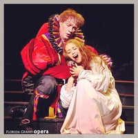 6/16/2013 tarihinde Florida Grand Operaziyaretçi tarafından Florida Grand Opera'de çekilen fotoğraf
