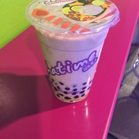 Photo taken at Chatime 日出茶太 by Gabs M. on 5/7/2015