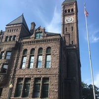 Foto tirada no(a) Old Courthouse Museum por Chris D. em 9/22/2017