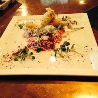 Das Foto wurde bei Patina Restaurant &amp;amp; Bar von Michelle K. am 7/6/2014 aufgenommen