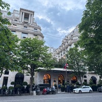 Photo taken at Hôtel Four Seasons George V by Kenny L. on 5/12/2024