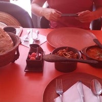 2/22/2015 tarihinde Demi H.ziyaretçi tarafından Atithi, Indian Resto &amp;amp; Bar'de çekilen fotoğraf