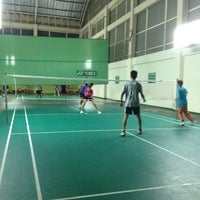 Photo taken at Permsuk Badminton Court by 🔰Num_Nom🔰 on 10/15/2012
