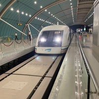 Photo taken at Maglev Train Longyang Road Station by Thorsten on 7/27/2023