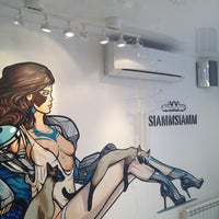 Photo taken at Siammsiamm by Ольга Д. on 12/6/2012