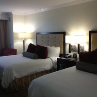 Foto tomada en Hilton Richmond Hotel &amp;amp; Spa/Short Pump  por Shana C. el 10/23/2012