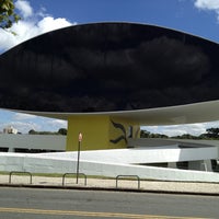 Photo taken at Oscar Niemeyer Museum (MON) by Ricardo R. on 4/18/2013