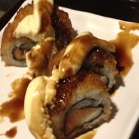 Photo taken at Kaza Temaki Bar &amp;amp; Japanese Food by Jéssica C. on 11/11/2012