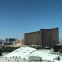 รูปภาพถ่ายที่ Springhill Suites by Marriott Las Vegas Convention Center โดย Brian C. เมื่อ 6/17/2020