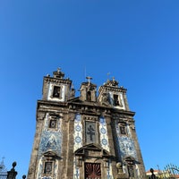 Photo taken at Igreja de Santo Ildefonso by Francisco R. on 6/23/2023