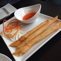 Das Foto wurde bei Mandalay Restaurant &amp;amp; Cafe von Francisco R. am 3/23/2014 aufgenommen