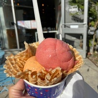 Photo taken at Ice Cream Jubilee by Francisco R. on 10/23/2020