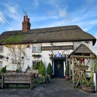 Photo taken at Waterloo Arms by Samuel S. on 12/7/2019
