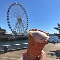 Photo taken at Seattle Bay Creamery by Samuel S. on 6/24/2017