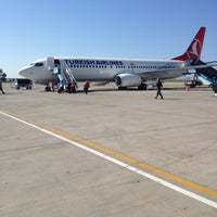 Photo taken at Trabzon Airport (TZX) by Gara on 4/28/2013