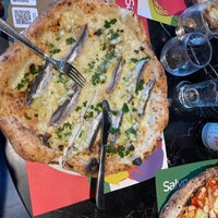 รูปภาพถ่ายที่ Pizzeria Salvo โดย Giovanni M. เมื่อ 7/26/2022