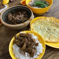 Photo taken at Authentic Mun Chee Kee KING of Pig&amp;#39;s Organ Soup by Lei on 9/24/2022