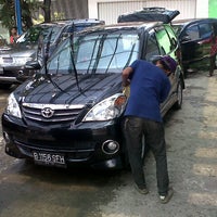 Photo taken at Victory Car Wash &amp;amp; Polish - Simprug by JERRRY B. on 2/10/2013