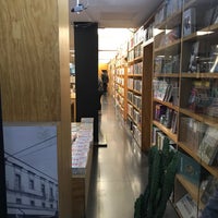 Photo taken at Librería Porrúa by Javo J. on 1/19/2019