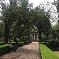 Photo taken at Jardín de Santiago by Javo J. on 8/4/2018